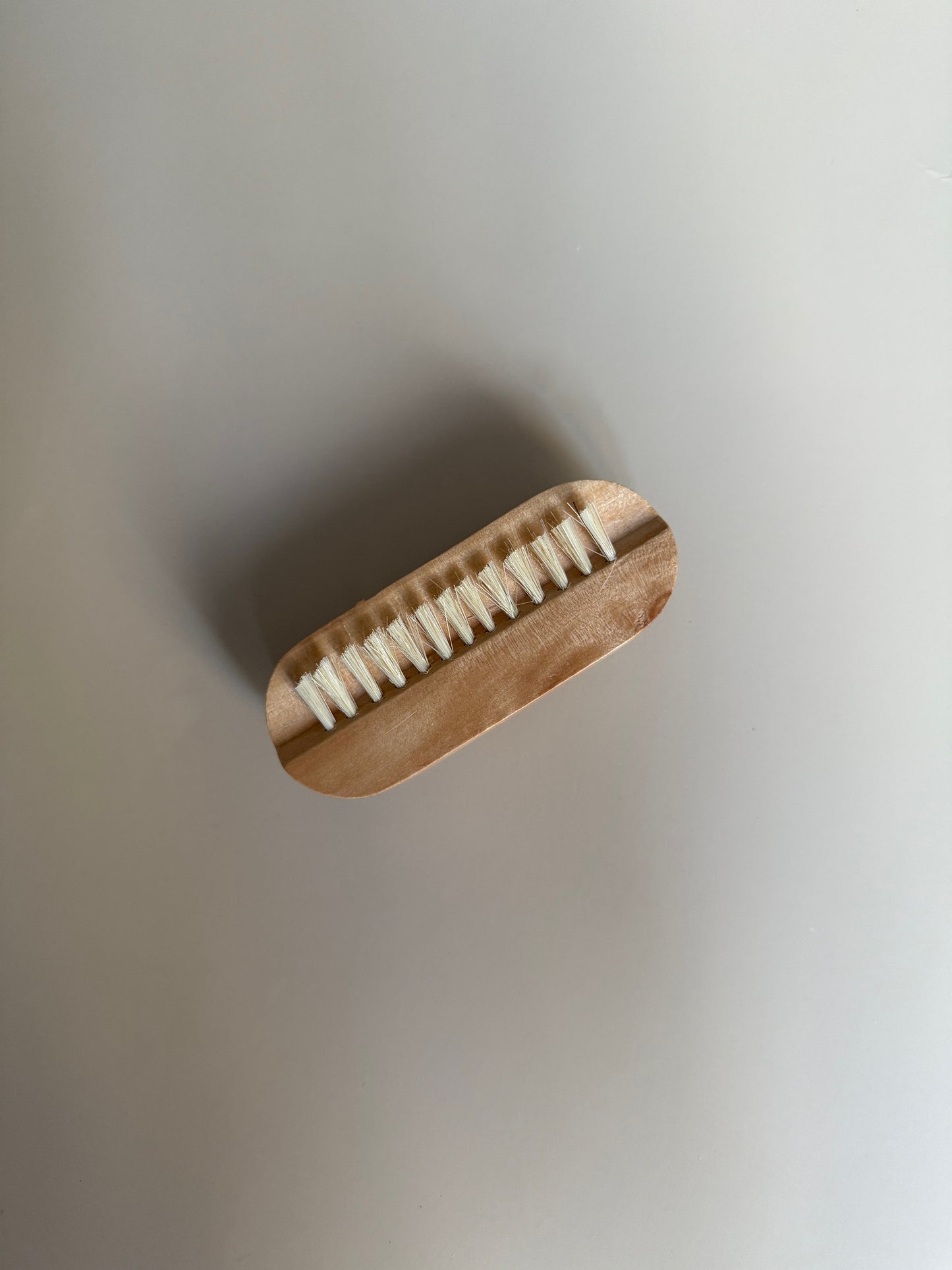 Nail brush