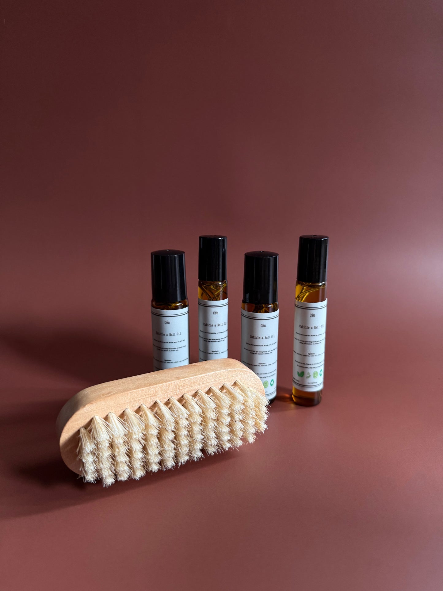 Nail brush
