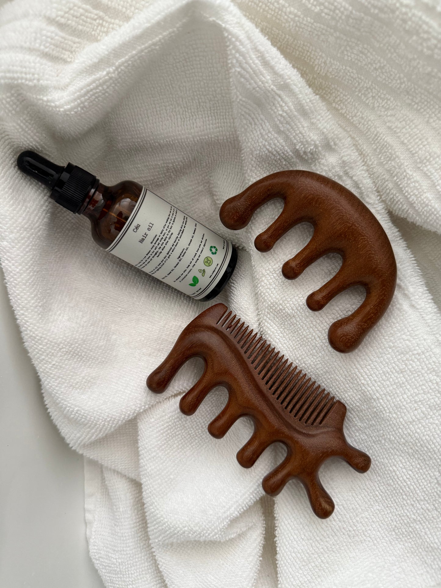 scalp massage and stimulator comb