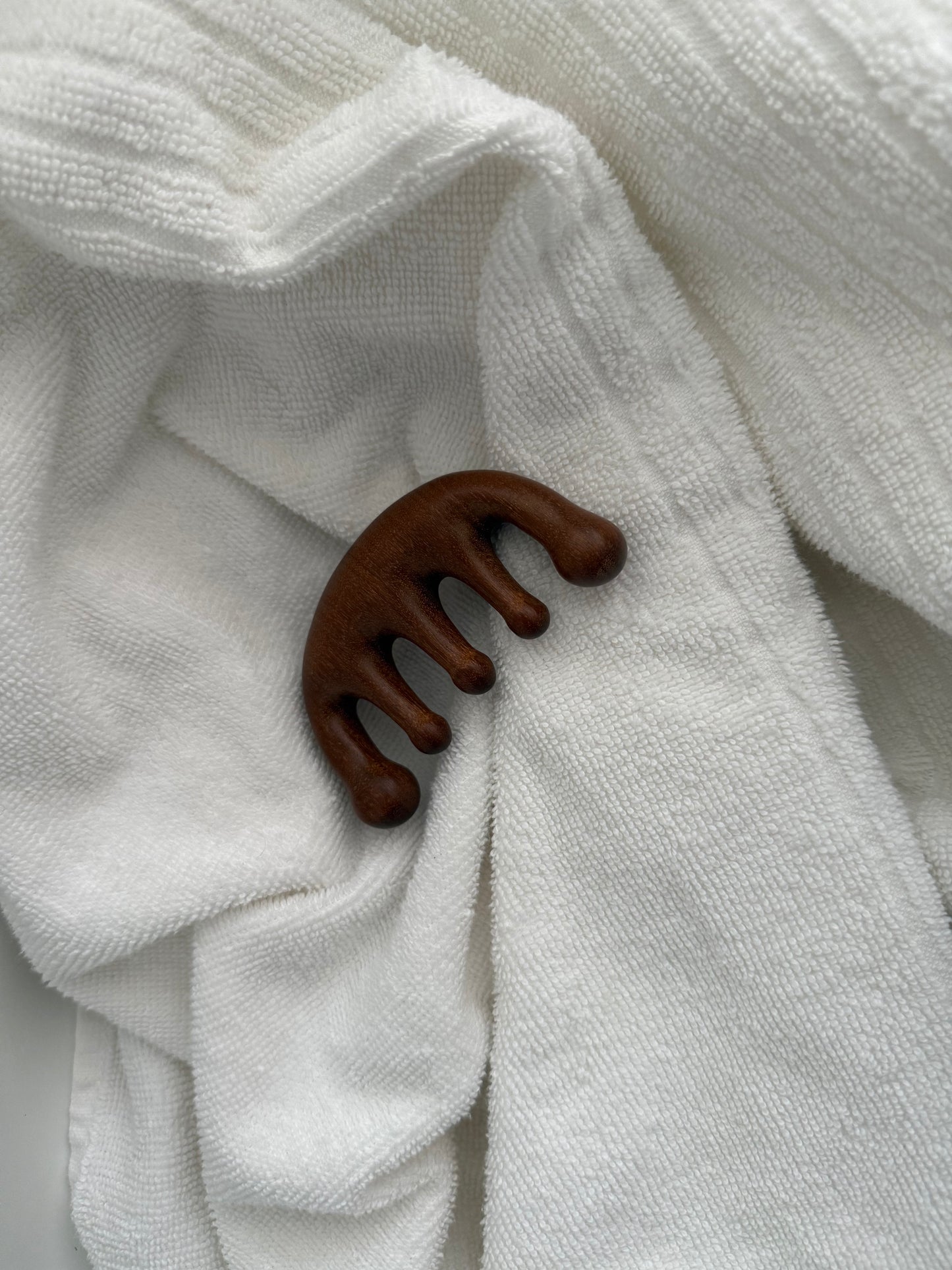 scalp massage and stimulator comb